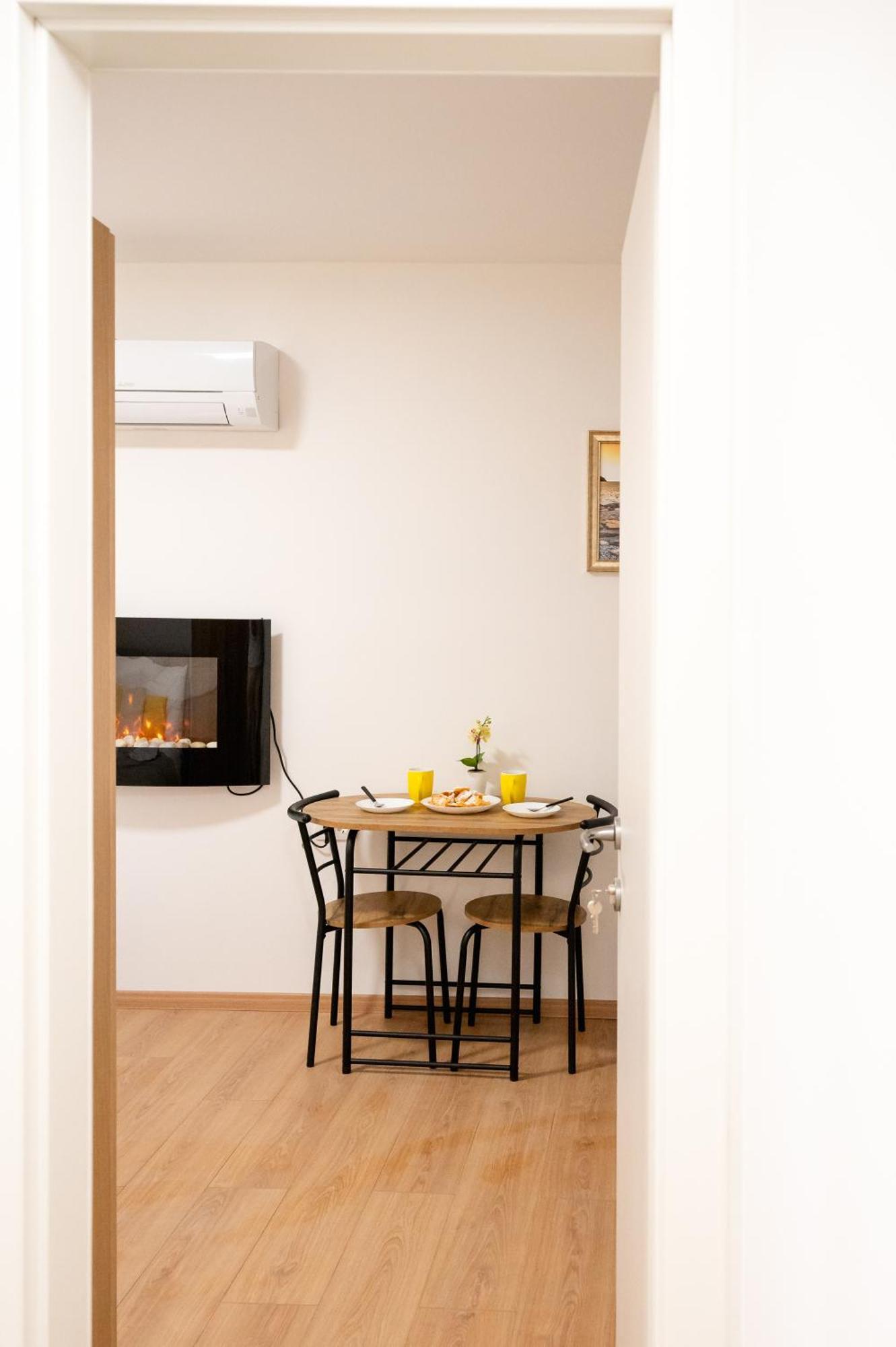 Lev Apartments Изола Экстерьер фото