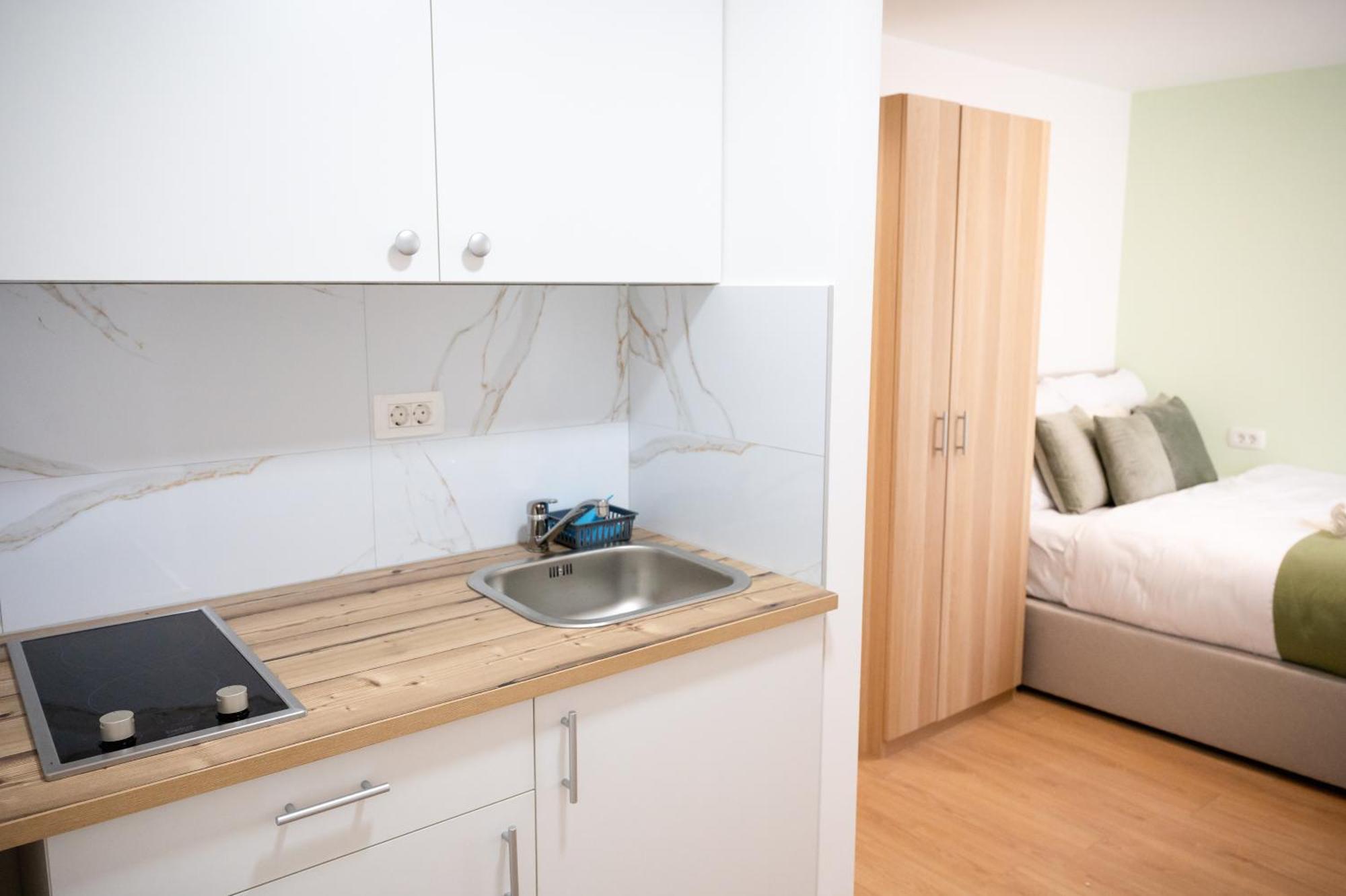 Lev Apartments Изола Экстерьер фото