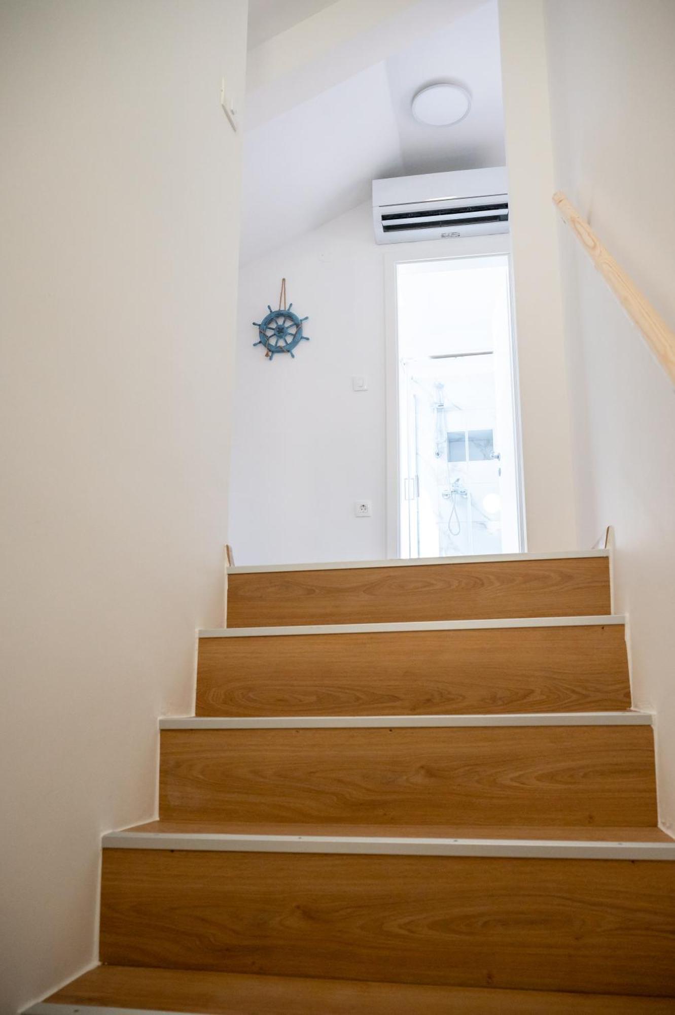 Lev Apartments Изола Номер фото