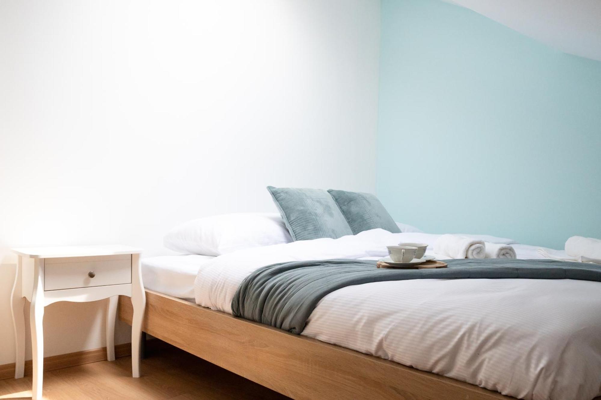 Lev Apartments Изола Экстерьер фото