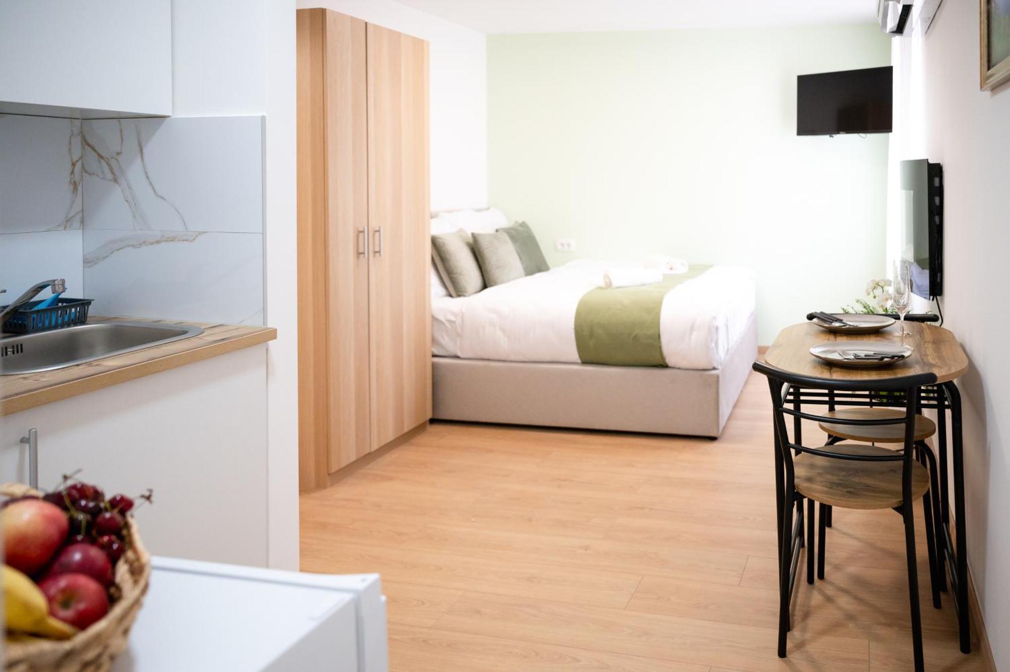 Lev Apartments Изола Экстерьер фото